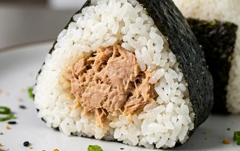 15-min. Easy Japanese Tuna Onigiri